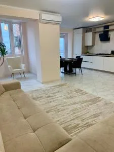 River Apartments - Pirogovo