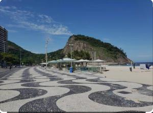 Av Atlântica - 3 Bedroom Beach Apartment - Leme