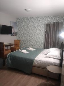 Family Room room in Hotel La Voilerie Cancale