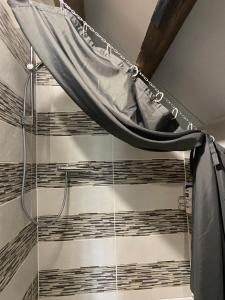 Spacious, rustic studio space for 2 persons