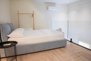 Villa with Private Pool,Jacuzzi and Guesthouse- GC