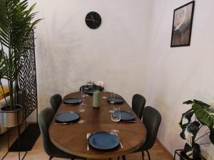 Zen Apartment - 2 bedrooms - kitchen - balcony