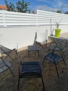 Maisons de vacances Plage a 100m - Charme Unique - Villa Caprices : photos des chambres