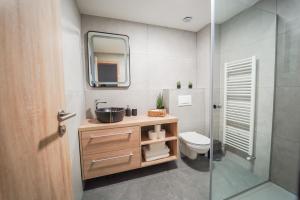 Hiša v vznožju Trške gore