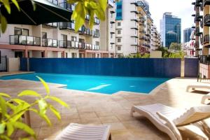 パース City & lakeside with free secure allocated parking, pool, gym & tennis court, only 15 mins walk into シングルルーム ロビー