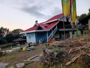 obrázek - Gombu Sherpa's house