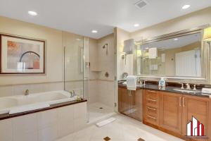 MGM Signature-25-805 Balcony Strip Sphere F1 Views