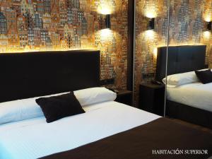 Superior Double Room (1 Adult) room in Hotel Junquera