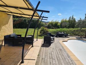 Maisons de vacances Belle maison avec piscine : photos des chambres