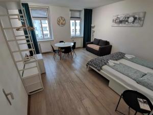 Central Apartment metro 1 min.