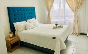 82 St Andrews Jackal Creek Golf Estate with Backup power & Golf course views