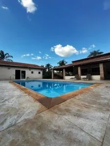 Casa de Campo Chácara Divisa Rio Preto e Guapiaçu - 特马斯多伊比拉