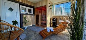 Holiday House Dora - Nice home with nice forest view and Outdoor swimming pool, Whirlpool-Jacuzzi, Sauna, 2 bedrooms and WiFi