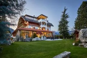 Mineralienhotel Natznerhof - 罗登戈