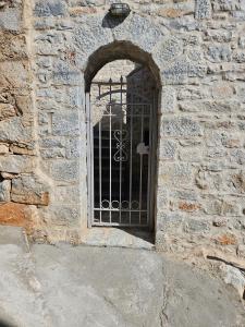 Rigas stone tower east Mani 1