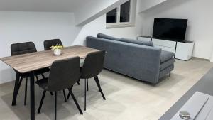 Dvosobni apartman s pogledom na more