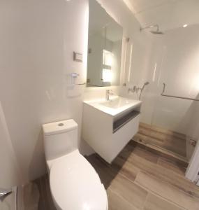 Apartamento 2 Habitaciones, Edificio Airali, Zona 10, Napoles