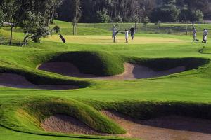 Superbe appartement au centre de Cabo Negro en résidence avec piscines et tobogan