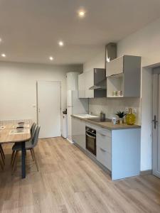 Appartements Appartement neuf & moderne Orgelet: confort assure : photos des chambres