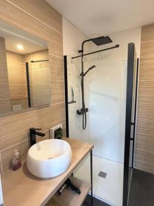 Maisons de vacances Kentan - Maison insolite intra-muros a Guerande : photos des chambres