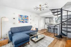 Remodeled and New - Walk to downtown Auburn - Salem