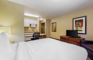 Studio 6 Suites Greenville, SC - Haywood Mall