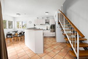 12"Regatta" 221-227 Gympie Tce Noosaville