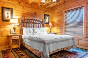 Bear-E-Nice - in Pigeon Forge, Resort Pool, Free Attraction Tickets