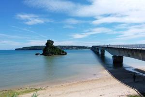 ペットOK！ビーチサイドのジャグジー付き贅沢空間　~The Kouri~