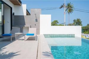 Modern Villa Walking Distance to Fisherman Village KBR15