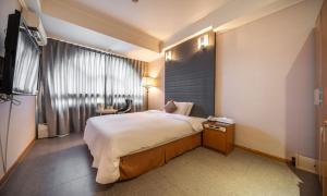 Ansan Seowon Tourist Hotel