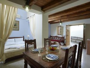 Petronikoli Traditional House