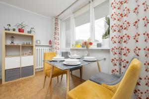 City Center Flowers Apartment near Rondo ONZ by Renters