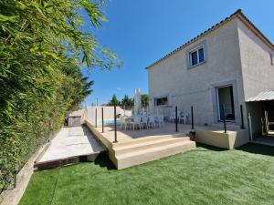 villa pour 10 personnes avec piscine et jacuzzi