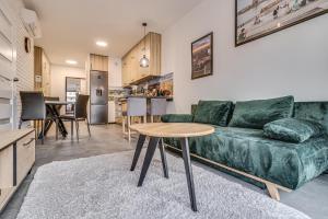 RentPlanet - Apartament Wyszyńskiego 56