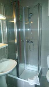 Room in Studio - Condo Gardens Leuven - Budget Studio Single