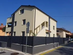 ApartIzola - 伊佐拉