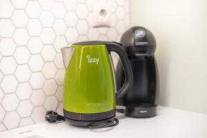 Pame Rentals - 2BD & 2BA Home, 4 Min to Acropolis