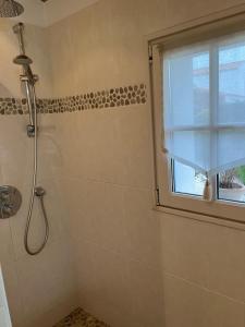 B&B / Chambres d'hotes LES CHENES VERTS : photos des chambres