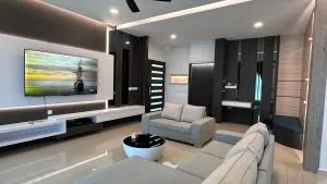 Grand'e De Villa Homestay - Kampong Batu Gajah