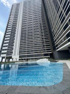 Newly renovated apartement @ collins boulevard