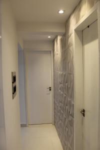 Apt novissimo 3 quartos c elevador a 300m da orla Praia do Morro