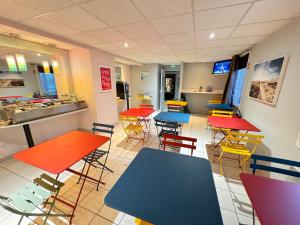 Hotels Le 2 by Hotel Akena - Nantes Beaujoire, Porte de Sainte Luce : photos des chambres