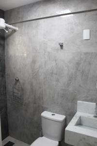 Apt novissimo 3 quartos c elevador a 300m da orla Praia do Morro