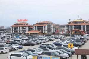 Great location near lift