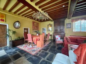 Les Castelets by Melrose