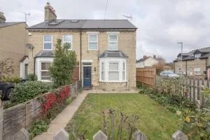 Superb Central 2 Bed Home - Cherry Hinton
