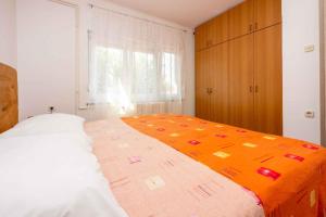 Apartment in Dramalj 45033 