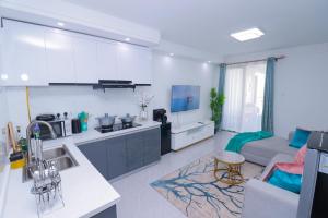 Skyline Splendor with City views, Mini Golf, Spa and Restaurant in Kilimani Nairobi