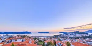 Luna Kaş - Cukurbag